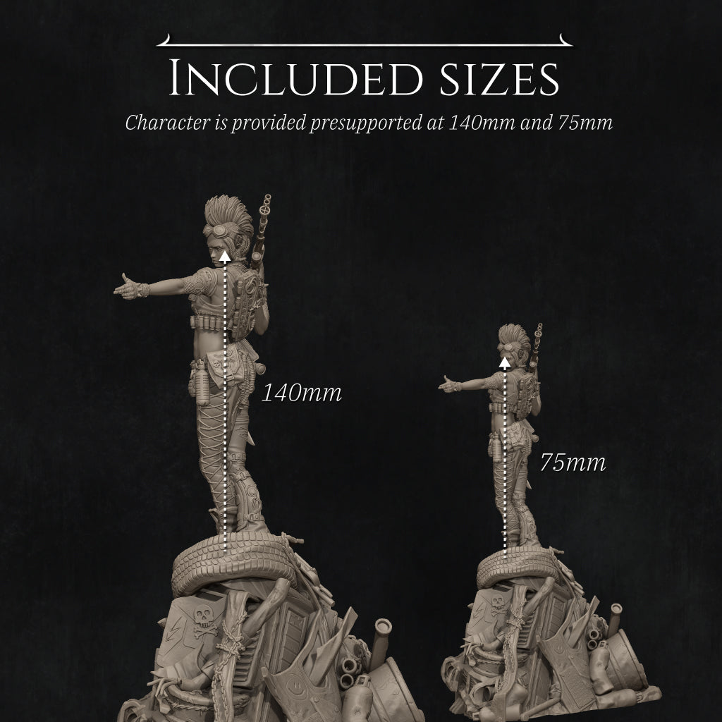 two figurines of a character, one larger and one smaller, both of which are provided with a 140mm and 75mm support, respectively.