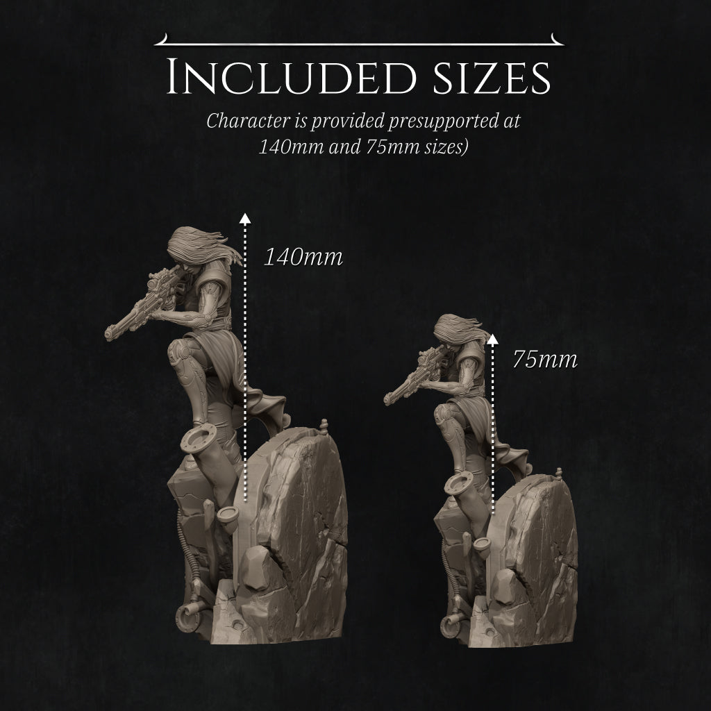 two sculptures of a character, one larger and one smaller, both depicted in a realistic style. The larger sculpture is 140mm tall, while the smaller one is 75mm tall.